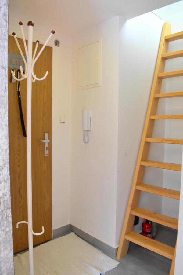 New Central Rooftop With Private Wellness, Sauna & Whirlpool Bath Prague Extérieur photo
